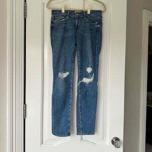 Frame Le Skinny de Jeanne Ripped Distressed Crop Jeans